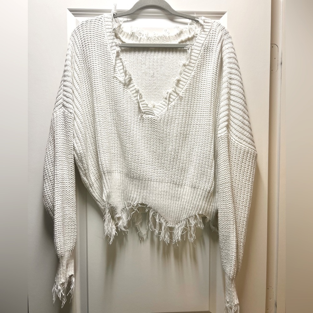 Frayed Hem White Sweater